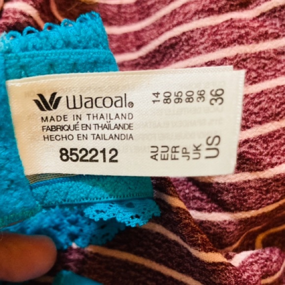 Wacoal 36 Unlined Lace Bralette - Picture 6 of 6